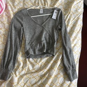 Hollister grey top